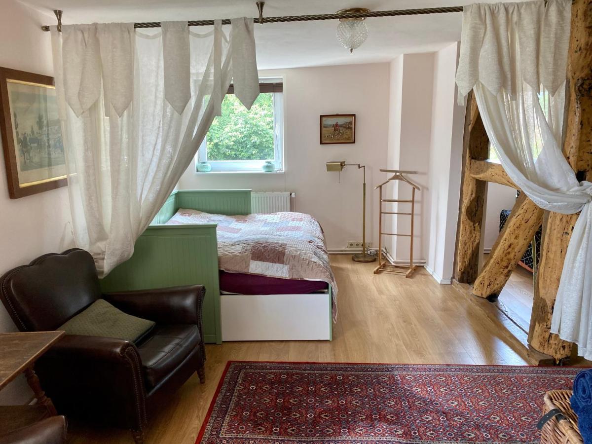 Gaestehaus White Horse Diedersen Coppenbrügge Exteriör bild